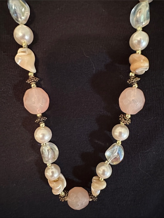 Jewelry - Pink Faceted Stone & Faux Pearl Bead‎ Long Necklace